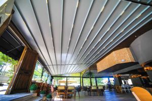 Pergola - Giyotin Cam - Körüklü Tente