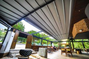Pergola - Giyotin Cam - Körüklü Tente